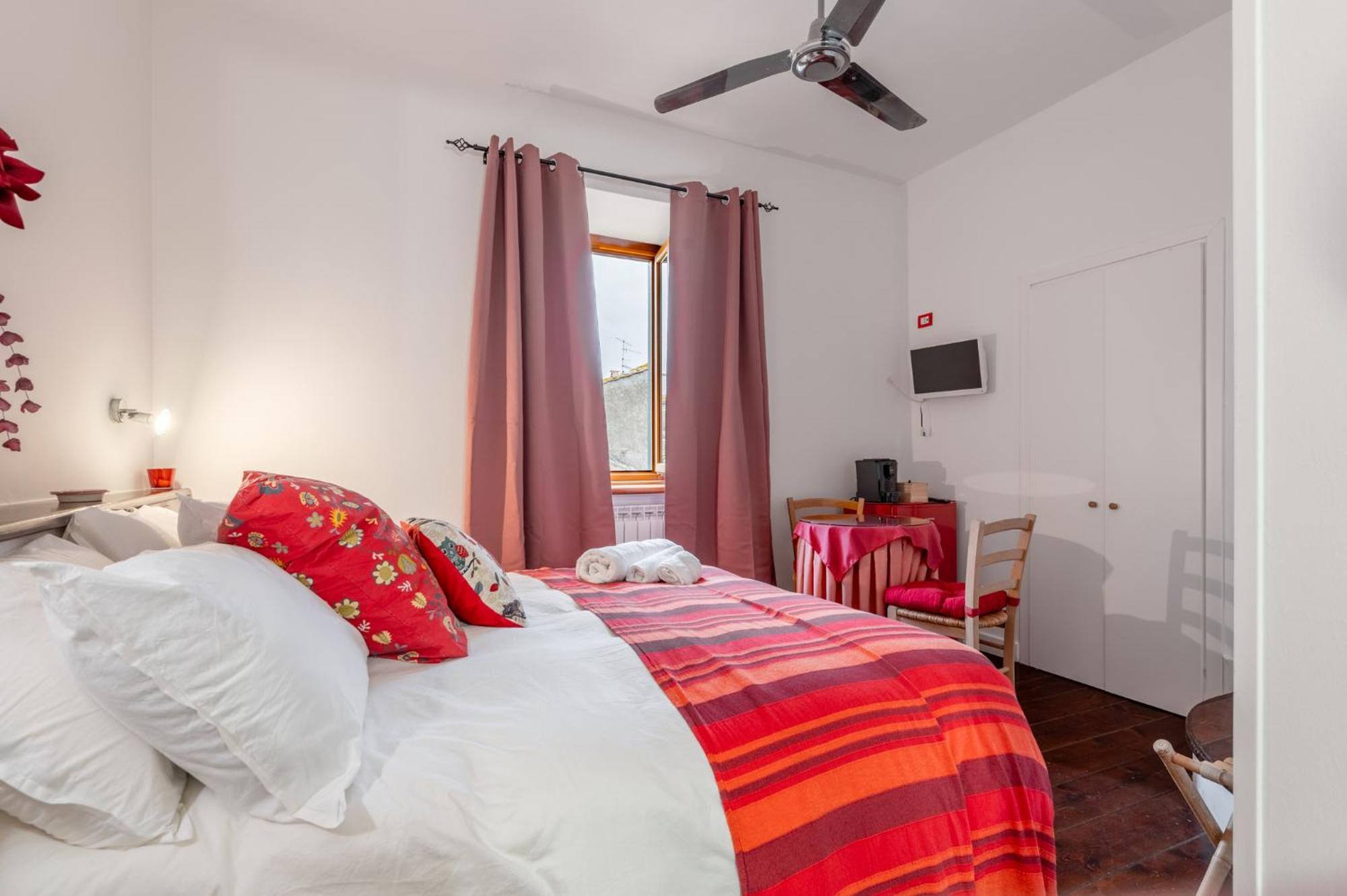 La Torretta Bed & Breakfast Tuscania Exterior photo
