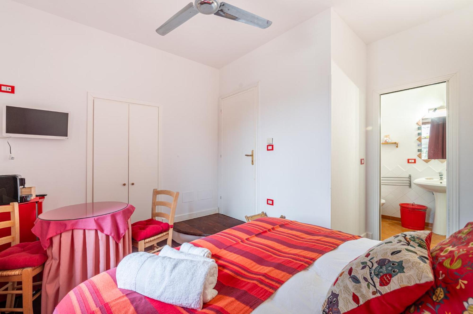 La Torretta Bed & Breakfast Tuscania Exterior photo